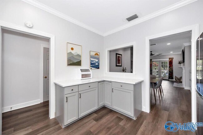 Photo - 4770 Whitesburg Dr Unit 302