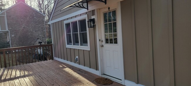 Photo - 1357 Elbow Ln Unidad Elbow Lane Apt