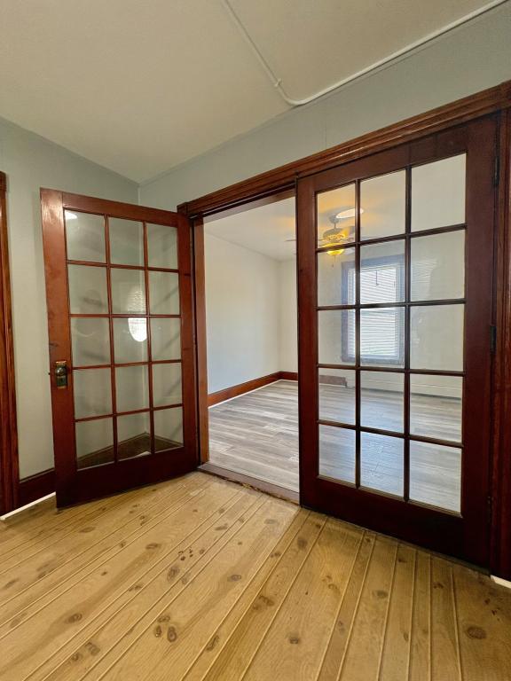 Photo - 104 Brook St