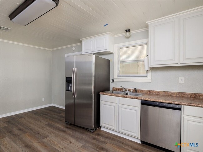 Photo - 207 W 14th Ave