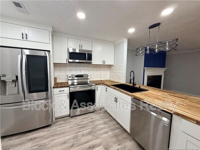 Photo - 392 Bubble Creek Ct Unit #6