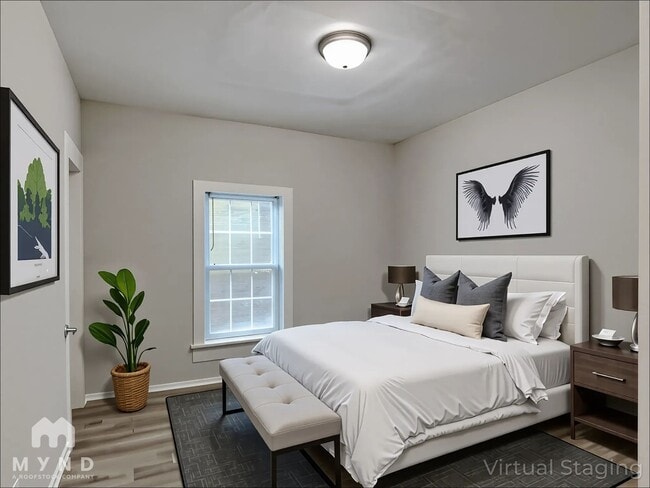 Photo - 117 Thayer Ave SE