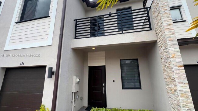 Photo - 395 NE 211th Terrace
