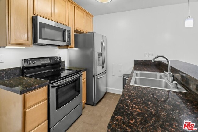 Photo - 10982 Roebling Ave Unit 566