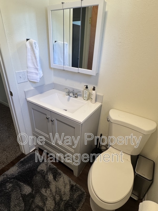 Photo - 2423 W 27th St