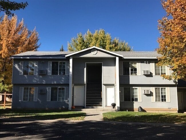 Building Photo - 421 NW 17th St Unit #2