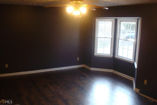 Photo - 130 Fawn Cir