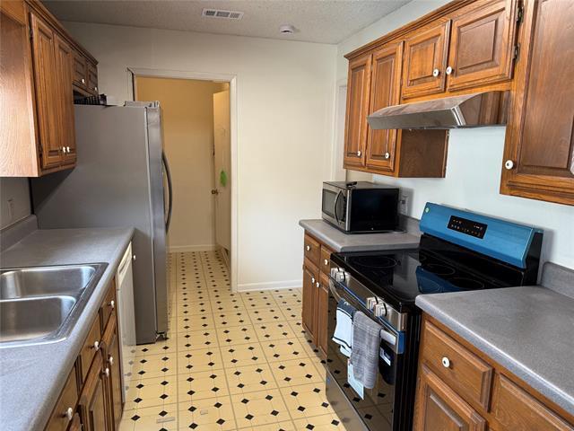 Photo - 1527 Sharon Dr