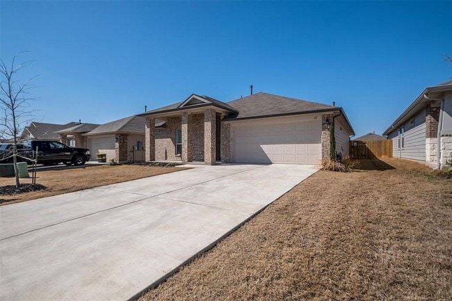 117 Cranbrook Ln