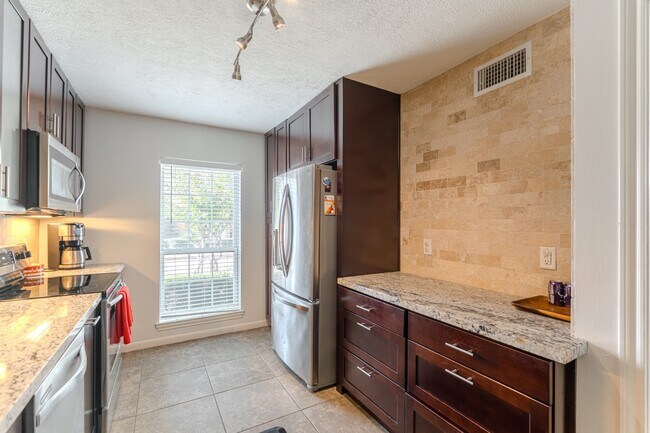 Photo - 6339 Del Monte Dr Unit 95