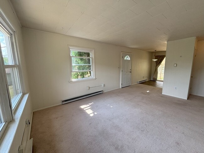 Building Photo - 2171 Mountain View Ave Unit 3 Rental