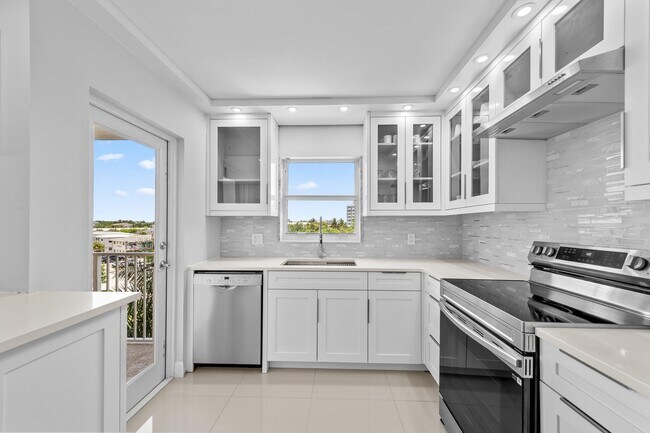 Photo - 1200 Hibiscus Ave Unit 401