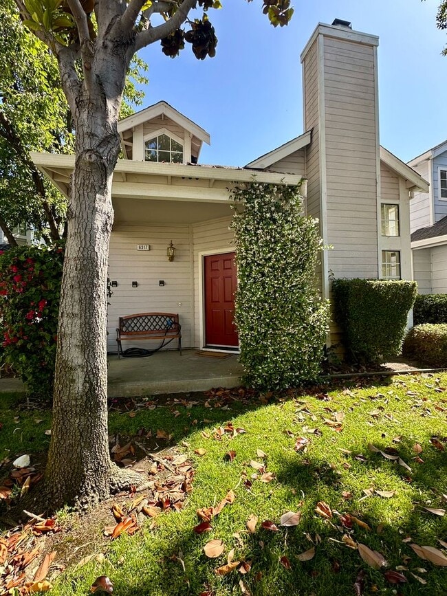 NEWARK GEM! 2 Bedroom 2 bath ! - NEWARK GEM! 2 Bedroom 2 bath ! House