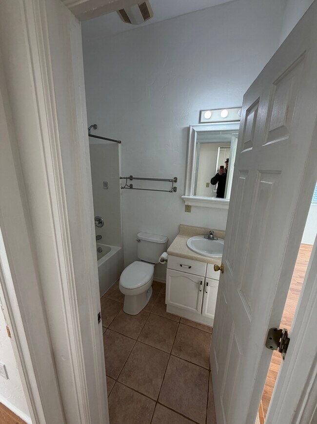 Photo - 310 First St Unit 2