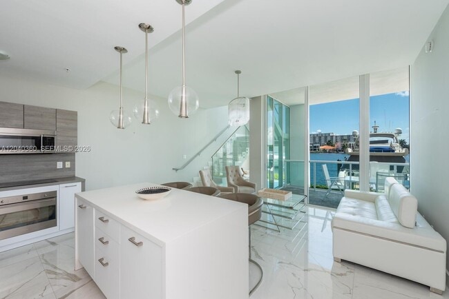 Building Photo - 400 Sunny Isles Blvd Unit 104