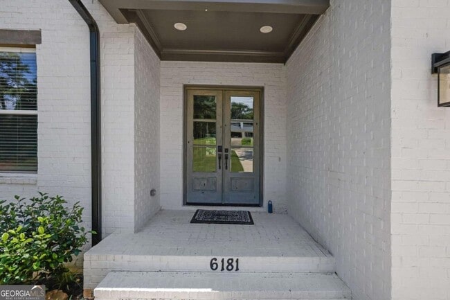 Photo - 6181 Shoreland Cir