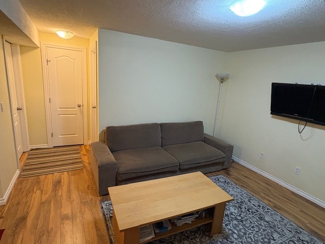 Photo - 121 Juniper St