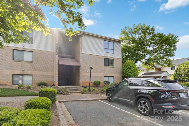Photo - 4803 Spring Lake Dr Condo Unit B
