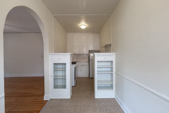 Photo - 3220 Girard Ave S