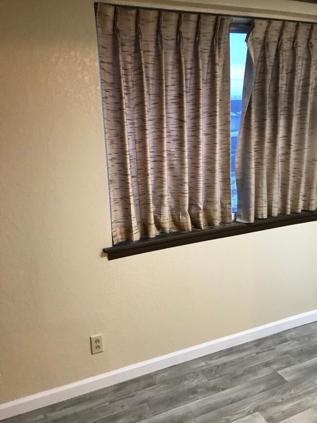 Photo - 1111 Willow St Apartments Unit 1