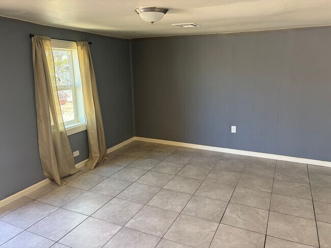 Photo - 2 Bedroom Rental in Coolidge | Washer/Dryer Included