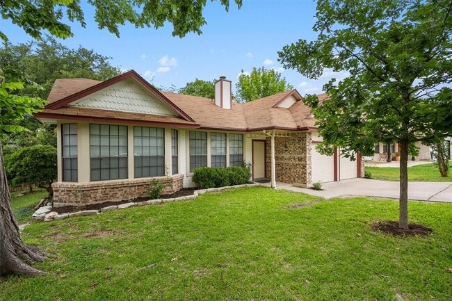 Photo - 1708 Woodwind Ln House