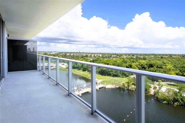 Photo - 16385 Biscayne Blvd Unit 904