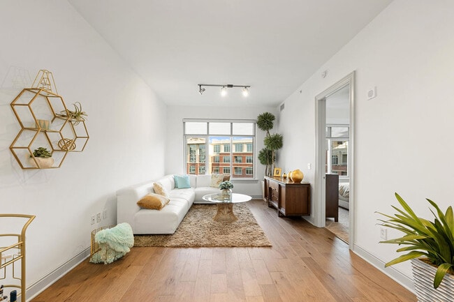 Photo - Ashton South End