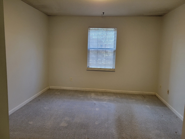 Photo - 6516 Six Mile Ln Unit 2