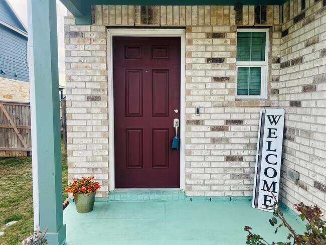 Photo - 176 Andross Ln