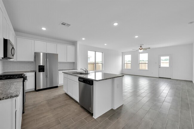 Photo - 9699 Caney Trails Rd