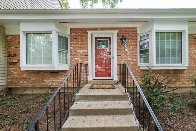 Building Photo - 9900 Kingsbridge Dr Rental
