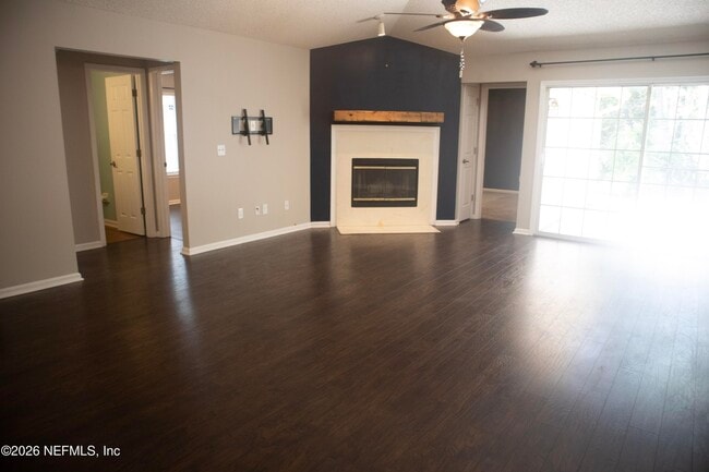 1714 Ashmore Green Dr