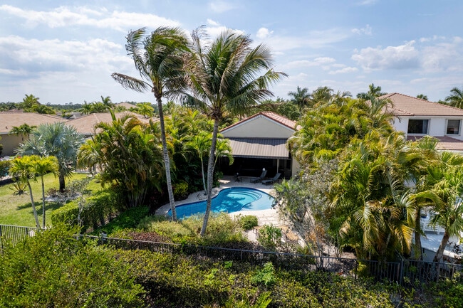 Photo - 6700 Fox Hollow Dr