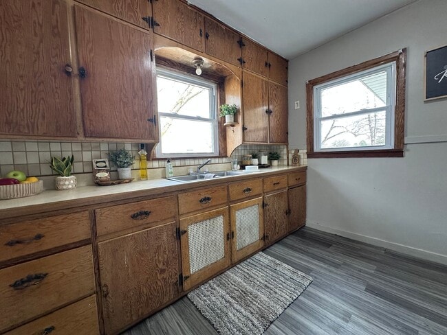Photo - 3 bed, 1 bath Home for Rent in Waterloo