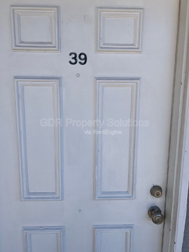 Photo - 401 14th St NW Unidad 39