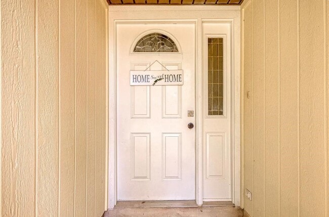 Photo - 22319 Deville Dr