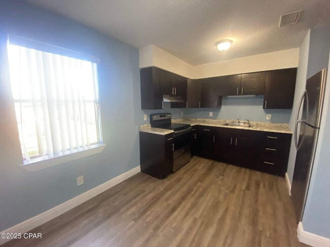 Photo - 6318 Lenawee St Unidad B