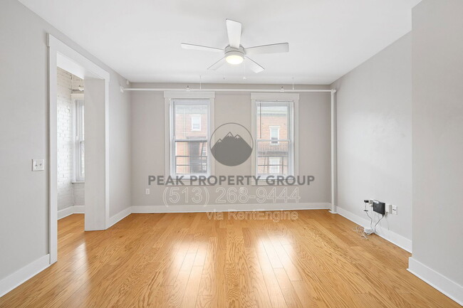 Photo - 412 E 13th St Unit 3