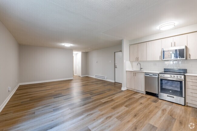 1BR, 1BA - Kitchen/Living Room - 21 SHERWOOD AVE.