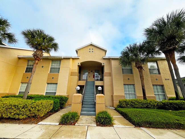 Photo - 209 Augusta Cir