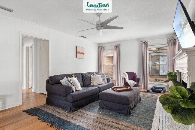 Photo - 1124 Brunner Ave Unit B.1204610