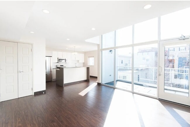 Photo - 11 Dorchester St Unidad 304