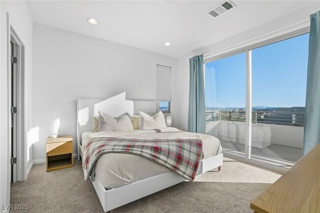 Building Photo - 11568 Kindle Corner Ave