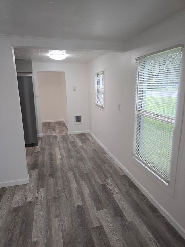 Photo - 4 Bedroom Home off Roosevelt Blvd