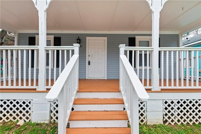 Photo - 112 Tye St SE