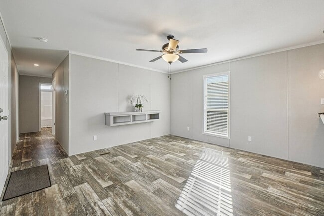 Photo - 1616 American Dr