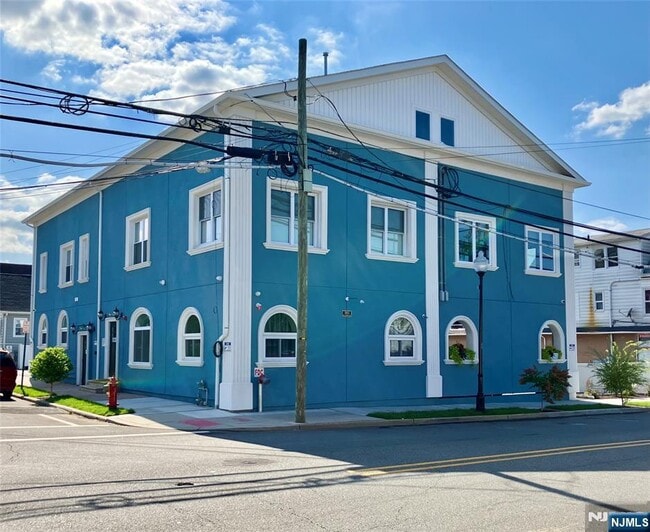 Building Photo - 561 Van Houten Ave Unit 1B-1B Rental