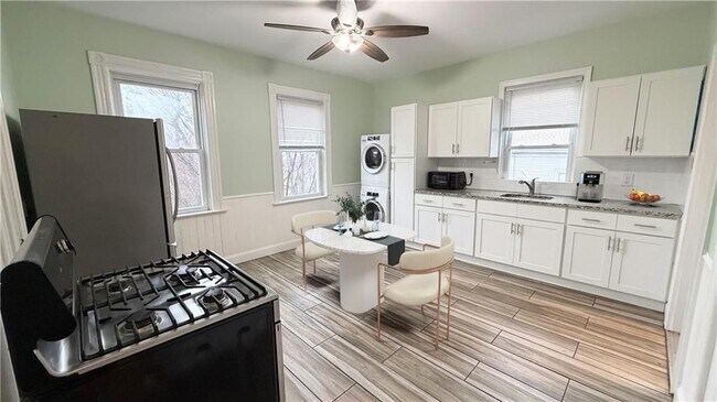 Photo - 78 Cypress St