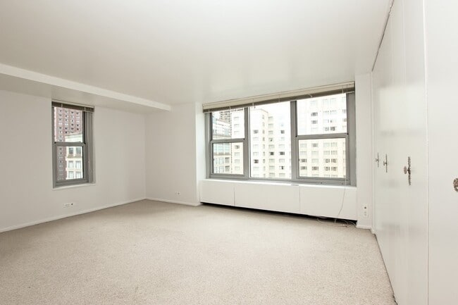 Photo - 777 N Michigan Ave Unit 1509